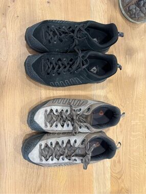 Vasque Men's Black and Gray Trail Athletic Shoes